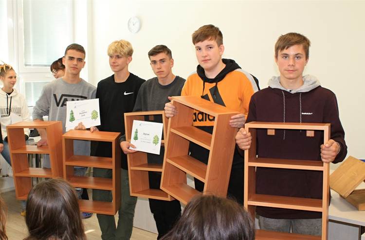 S vůní dřeva