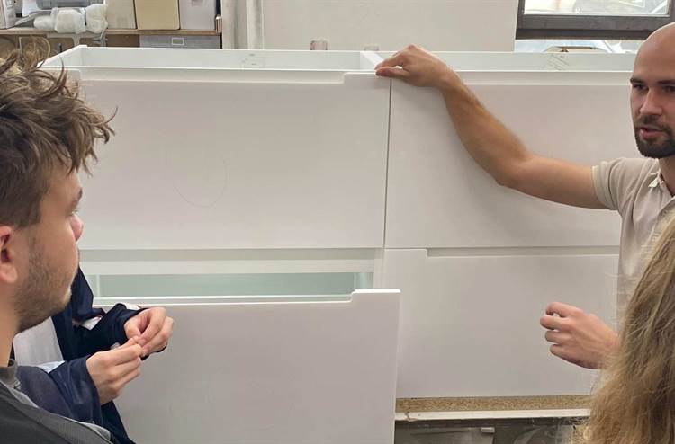 Nábytkáři v MosaicSolid