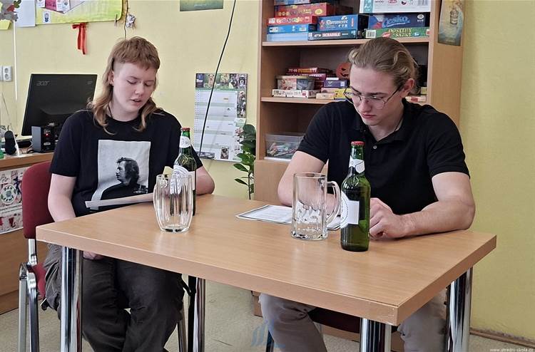 Havlovy myšlenky ožily v Letovicích: Studenti si díky knihovně připomínají 90. výročí jeho narození