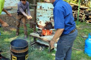 Raku si nenechal ujít  Karel Stria (obor umělecký keramik)