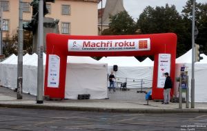 Elektrikáři a truhláři na soutěži Machři roku 2017 - Praha